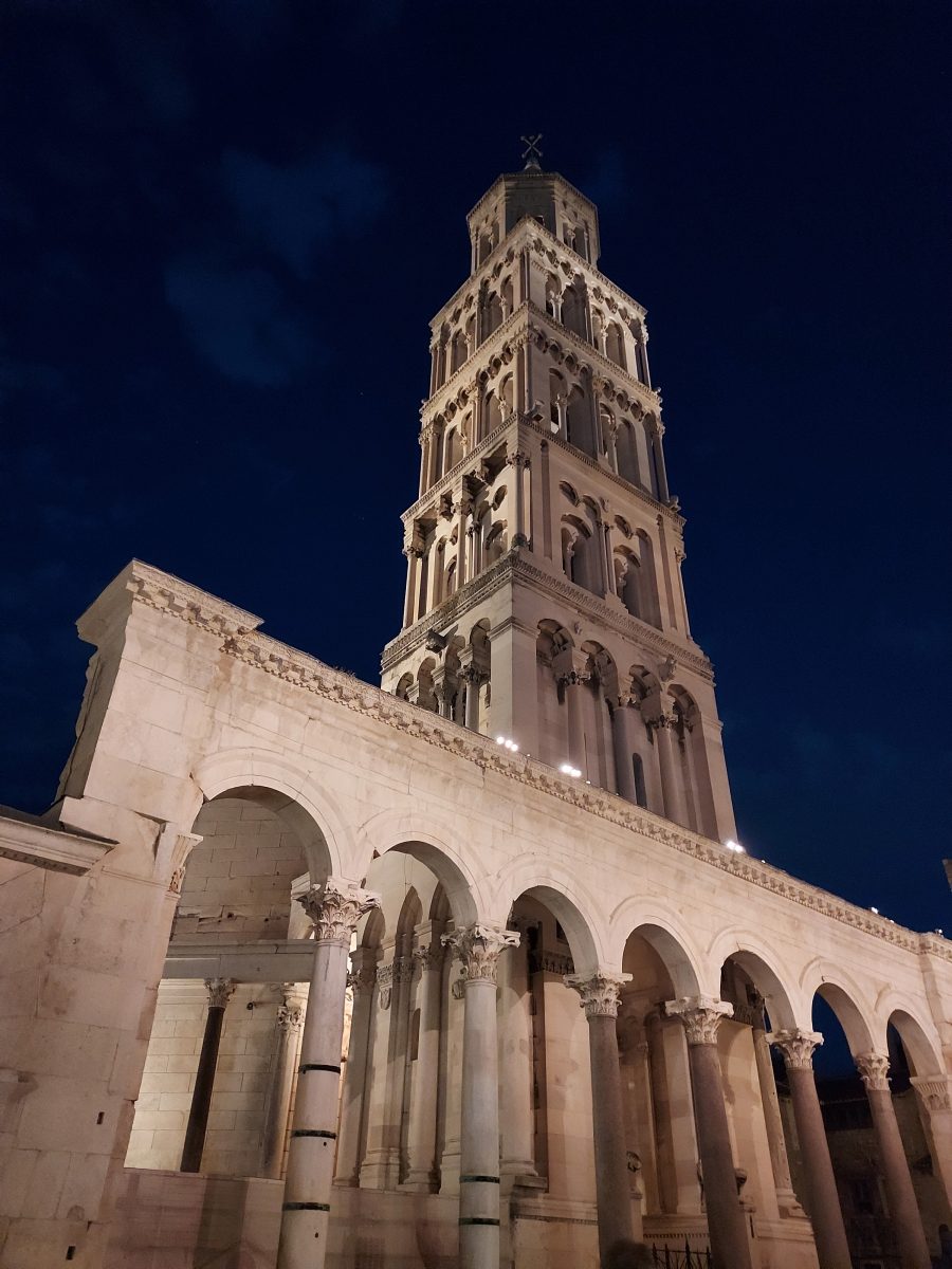 Image of the bell tower Split at night - the Fave Real