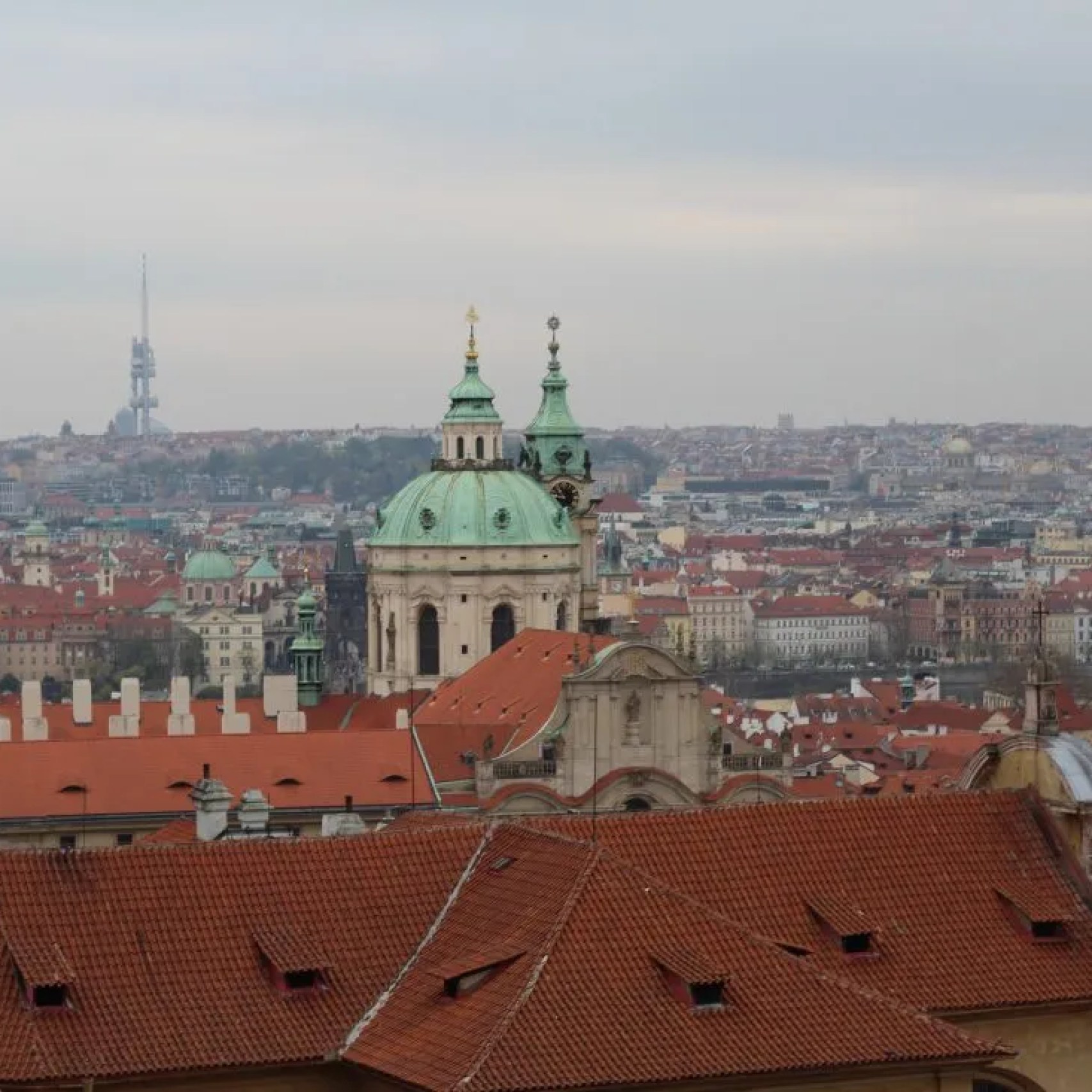 Image of Prague Old Square - Fave Real